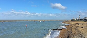 2 bedroom accommodation in Whitstable