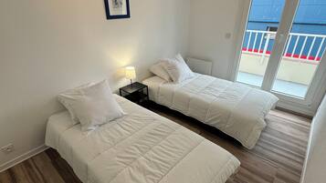 2 slaapkamers, een strijkplank/strijkijzer, wifi