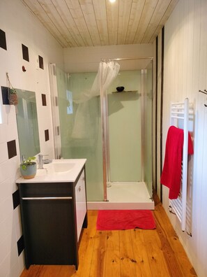 Towels, soap, toilet paper