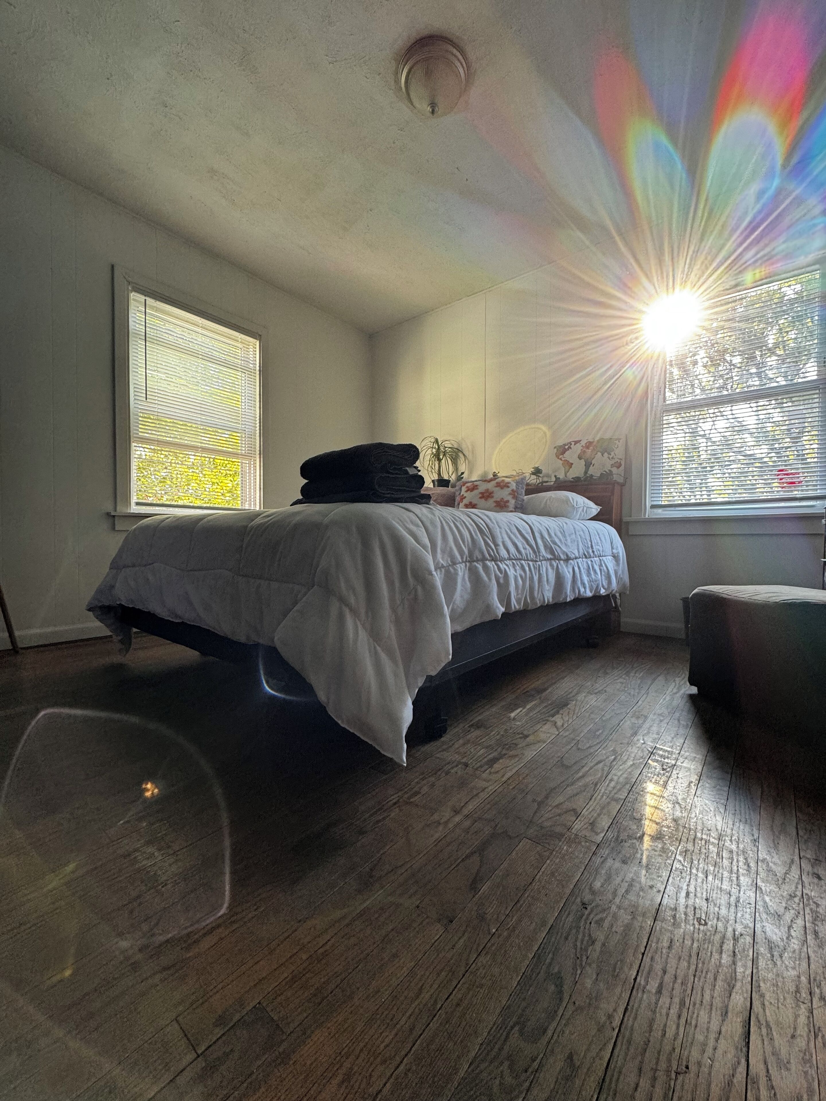 3 Schlafzimmer, Schreibtisch, Bügeleisen/Bügelbrett, WLAN