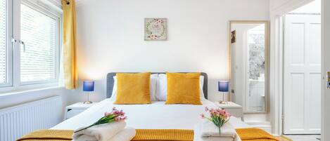 2 Schlafzimmer, Bügeleisen/Bügelbrett, WLAN, Bettwäsche