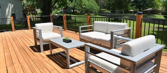 Modern House with King Suite! Relaxing Retreat!