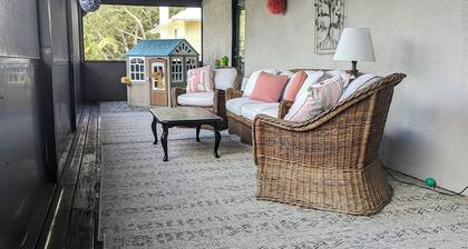 Charming Cocoa Village Getaway