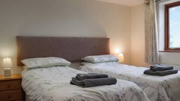 2 bedrooms, free WiFi, bed sheets