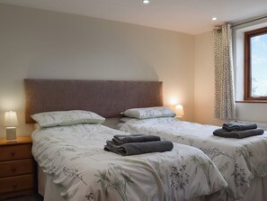 2 chambres, Wi-Fi gratuit, draps fournis