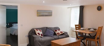 1 bedroom accommodation in Neuaddlwyd, near Aberaeron