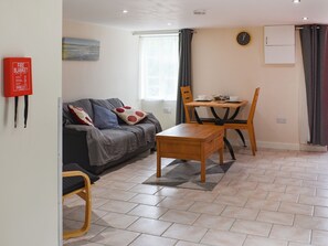 Unclassified image, 5 of 10, button - 1 bedroom accommodation in Neuaddlwyd, near Aberaeron (Neuaddlwyd, near Aberaeron)