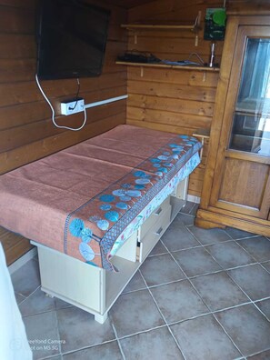 1 soverom, strykejern/-brett, wi-fi (inkludert) og sengetøy