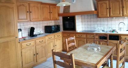 HOUSE 8-9 people LAVAUDIEU, most beautiful village in France. Pets allowed.