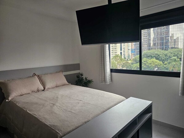 1 habitación, tabla de planchar con plancha, wifi y ropa de cama