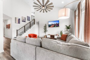 House - Close to Cota Downtown Cozy Luxe 4BR (Austin)