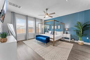 4 bedrooms - Close to Cota Downtown Spacious Luxe 4BR (Austin)