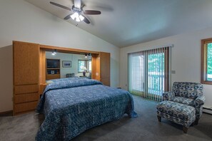 2 bedrooms, iron/ironing board, bed sheets