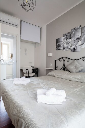 ale's house a gracious apartment in the heart of Tivoli