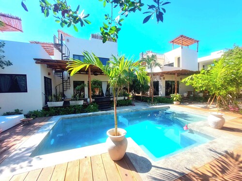 Private property: 2 Luxury Villas. 3 SwimmingPools