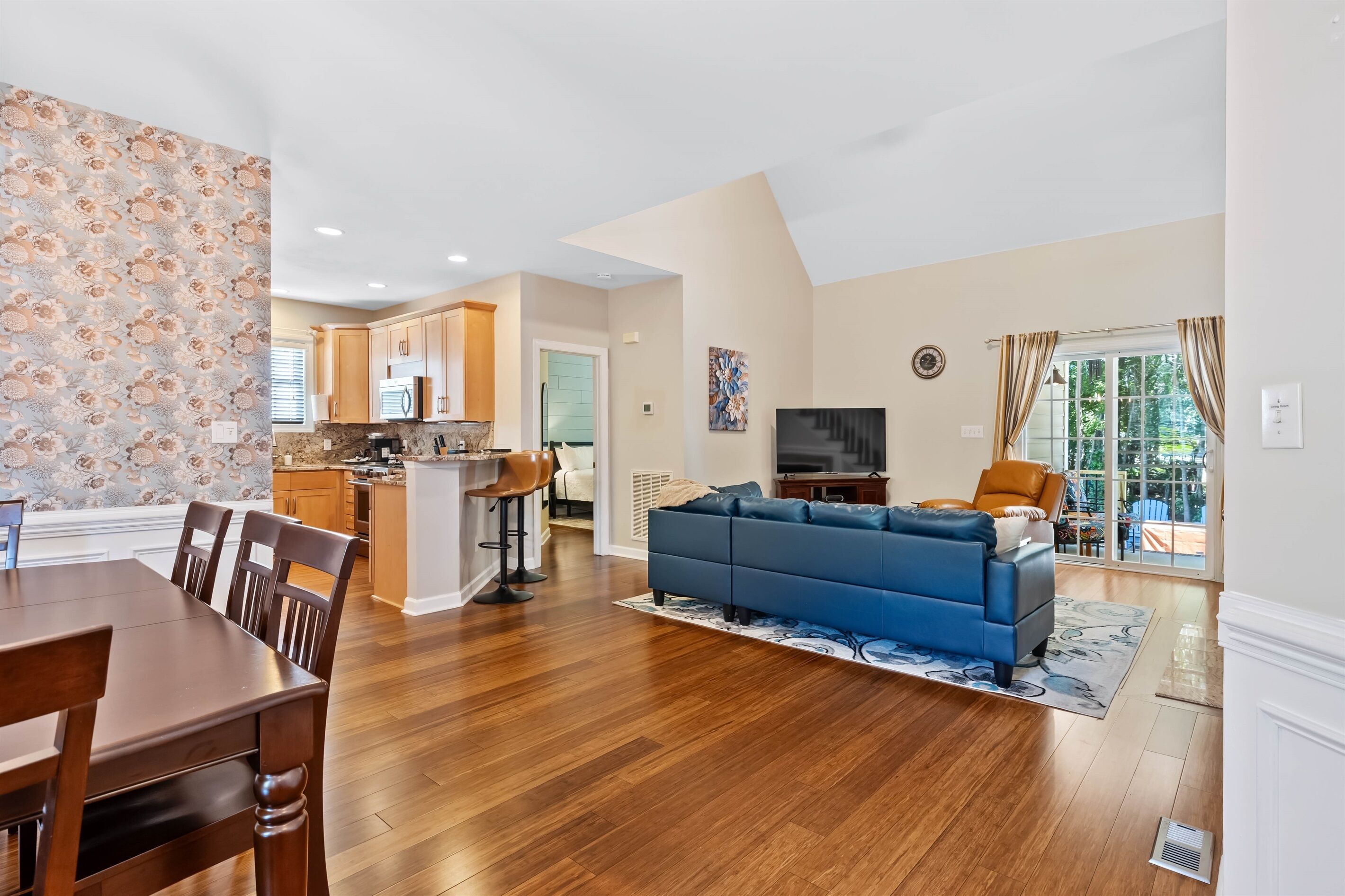 スマートテレビ、暖炉