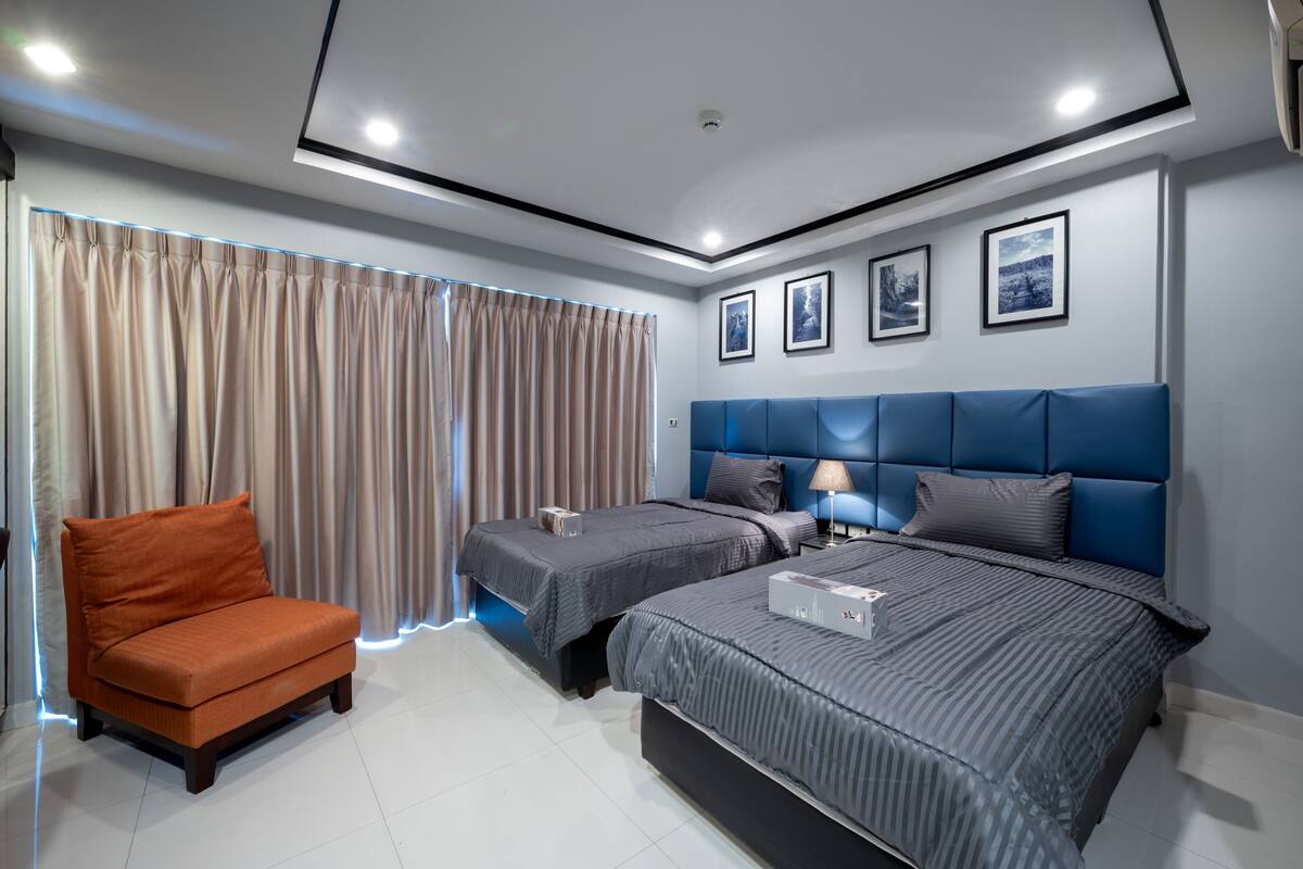 City Studio | In-room safe, free WiFi, bed sheets