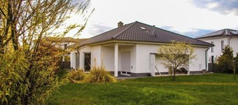 Schöner Bungalow für die ganze Familie auch mit Haustieren in ruhiger Lage