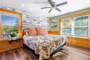 12 bedrooms, free WiFi - Elegant Elite Estate By Ghosal Luxury Lodging (Pigeon Forge)