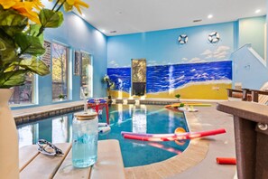 Indoor pool - Elegant Elite Estate By Ghosal Luxury Lodging (Pigeon Forge)