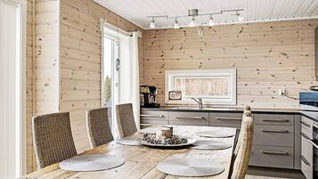 House | Dining
