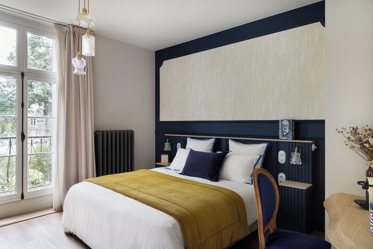 Luxury Double or Twin Room, 1 King Bed, Balcony, Park View | Premium bedding, pillowtop beds, individually decorated