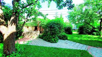 Grill-/Picknickplatz