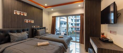 Basic-Studio, Balkon | Zimmersafe, kostenloses WLAN, Bettwäsche