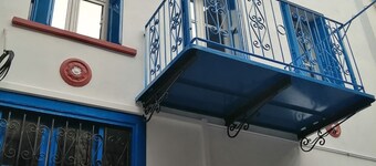 Plomari Nomad House