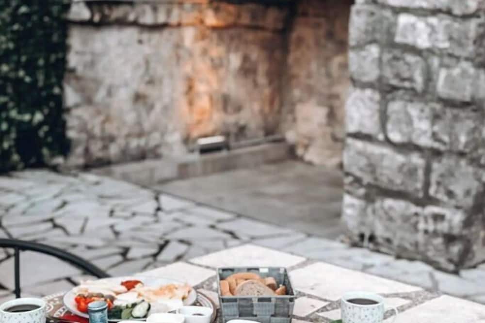 SERENİTA STONE HOUSE