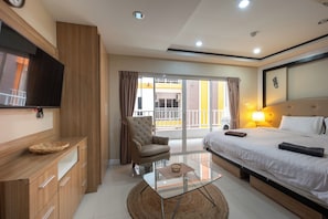 1 bedroom, in-room safe, laptop workspace, free WiFi