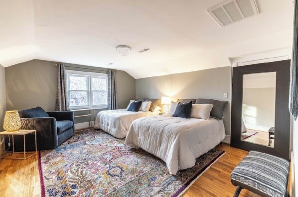 1 bedroom, free WiFi, bed sheets