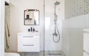 シャワー、ヘアドライヤー