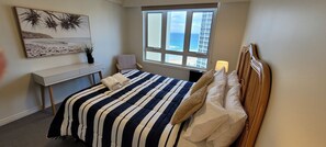 2 bedrooms, iron/ironing board, free WiFi, bed sheets - S62 Apartment with Sea View Gold Coast high floor (gold coast)