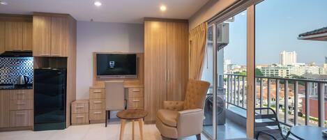 Estúdio standard, 2 camas de solteiro | Cofres nos quartos, Wi-Fi de cortesia