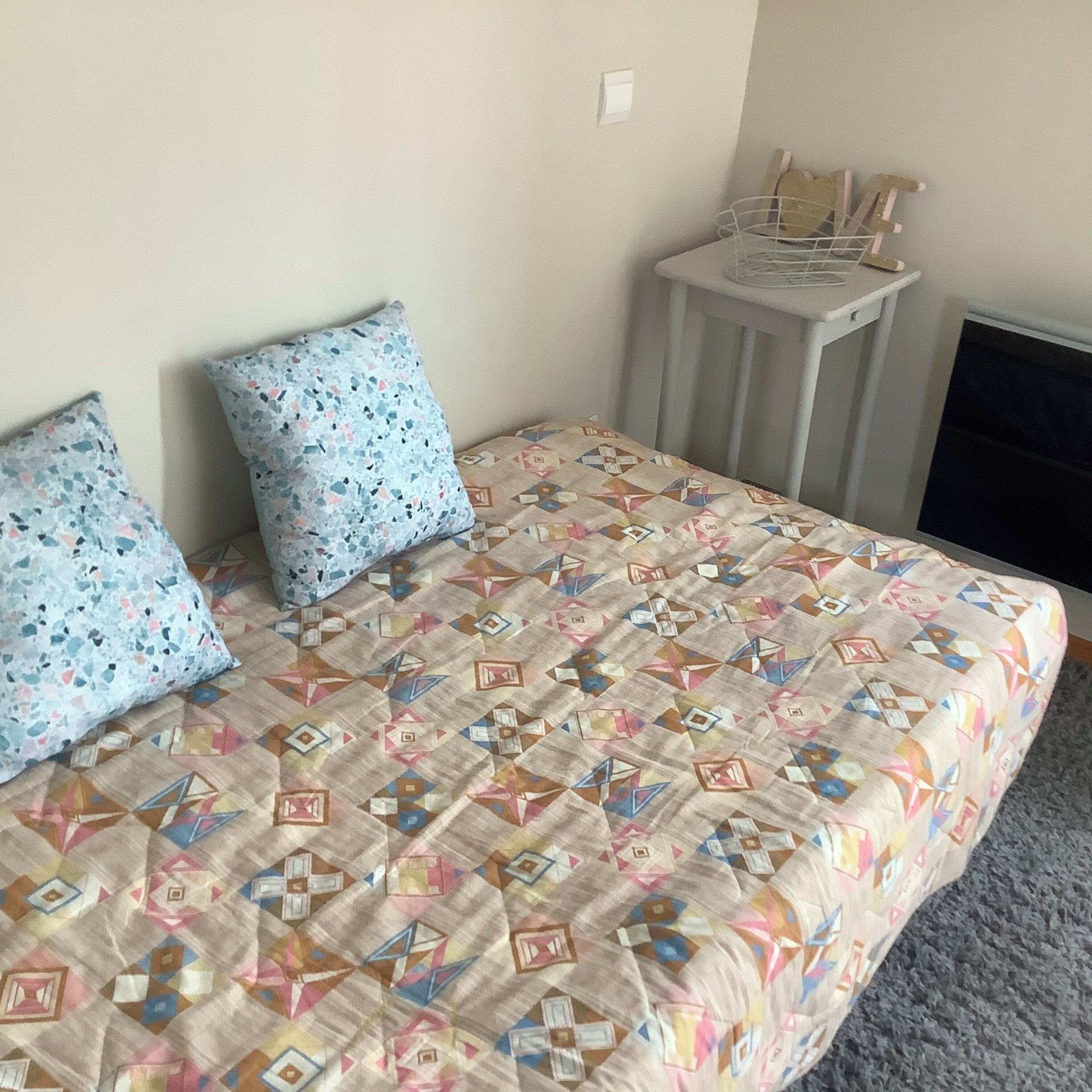 2 bedrooms, iron/ironing board, travel cot, WiFi
