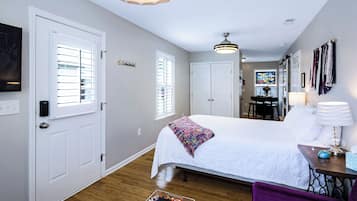 1 dormitorio, tabla de planchar con plancha, wifi gratis y ropa de cama