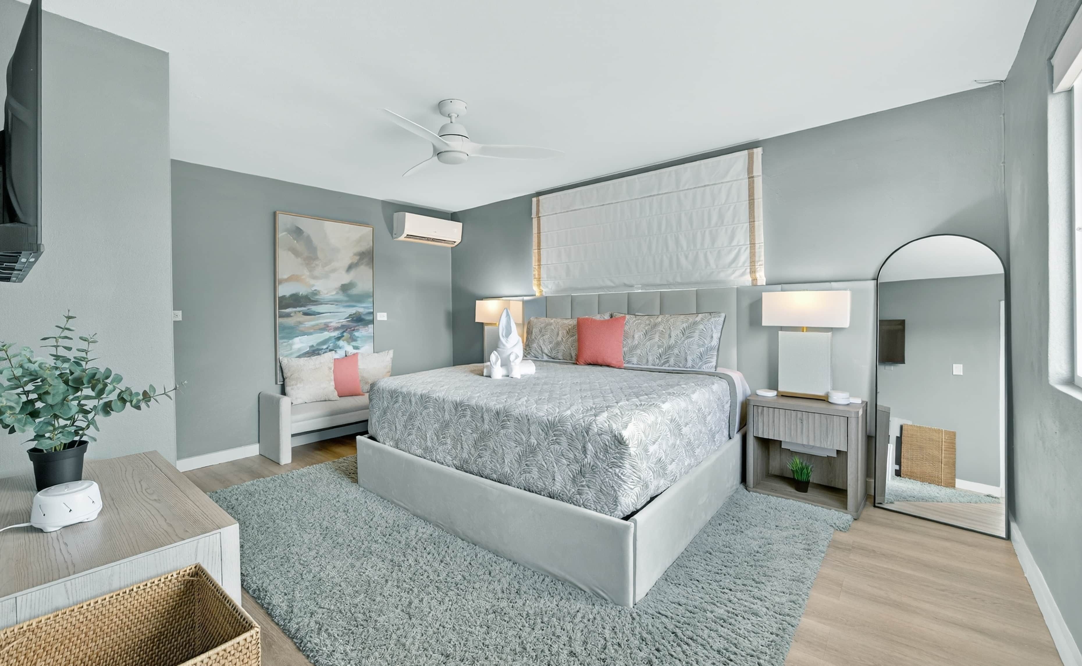 8 bedrooms, iron/ironing board, WiFi, bed sheets