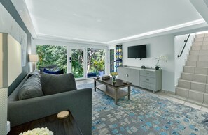 Table tennis, stereo