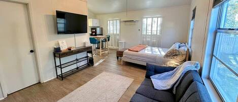 1 chambre, fer et planche à repasser, Wi-Fi, draps fournis