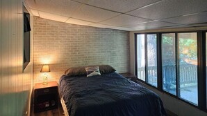 1 chambre, accès au Wi-Fi (inclus), literie fournie