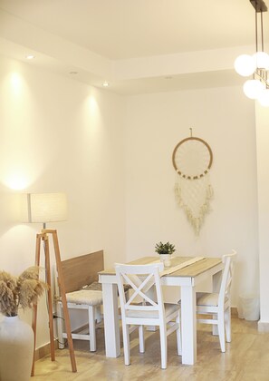 Dining - A boho ground-floor apartment with garden view in a quiet area neighborhood (Giza Governorate)
