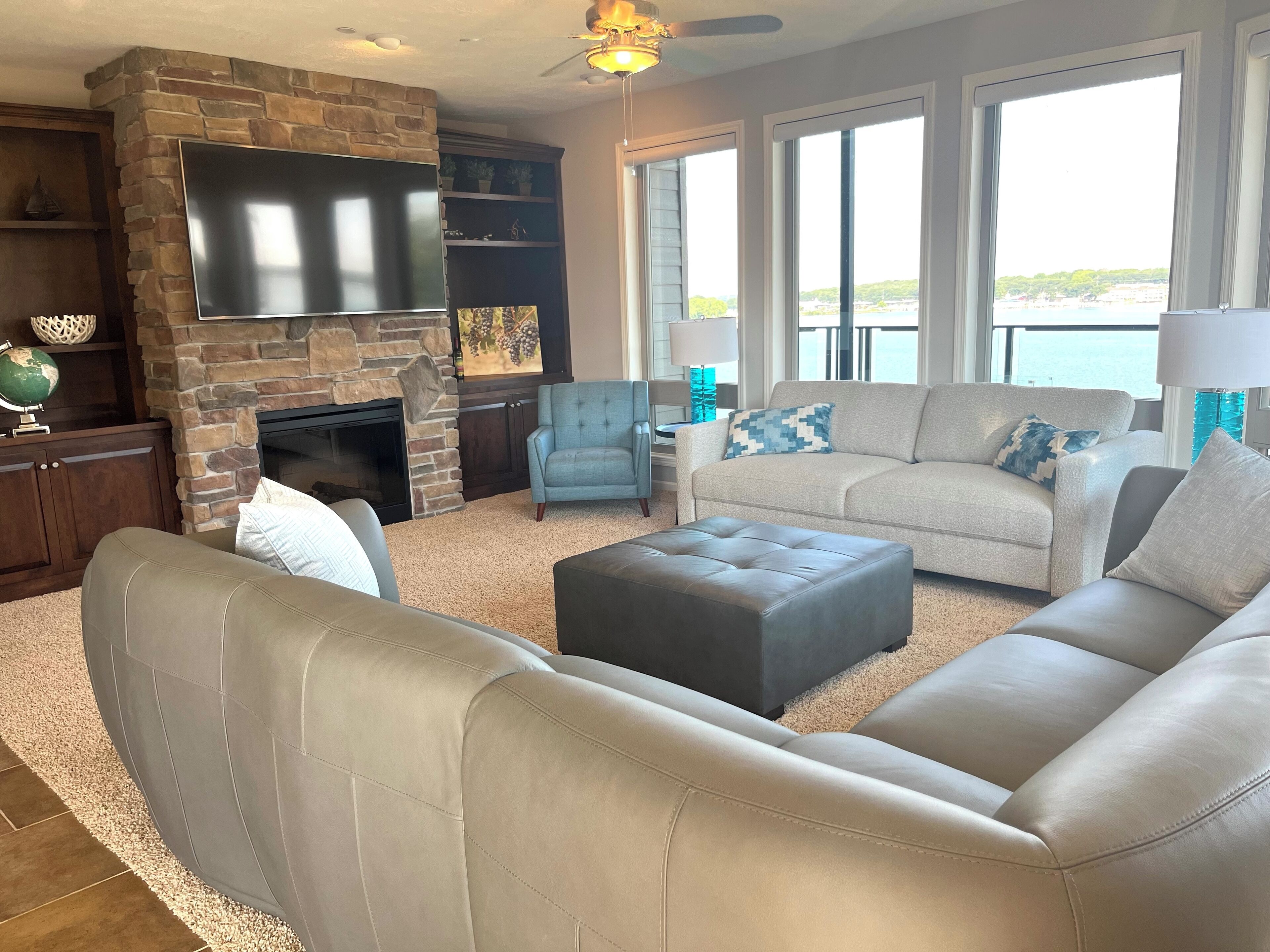 Smart TV, fireplace, computer monitors