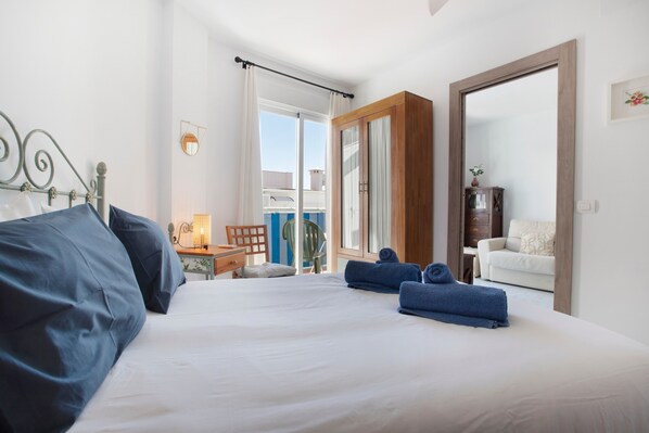 1 bedroom, iron/ironing board, free WiFi, bed sheets