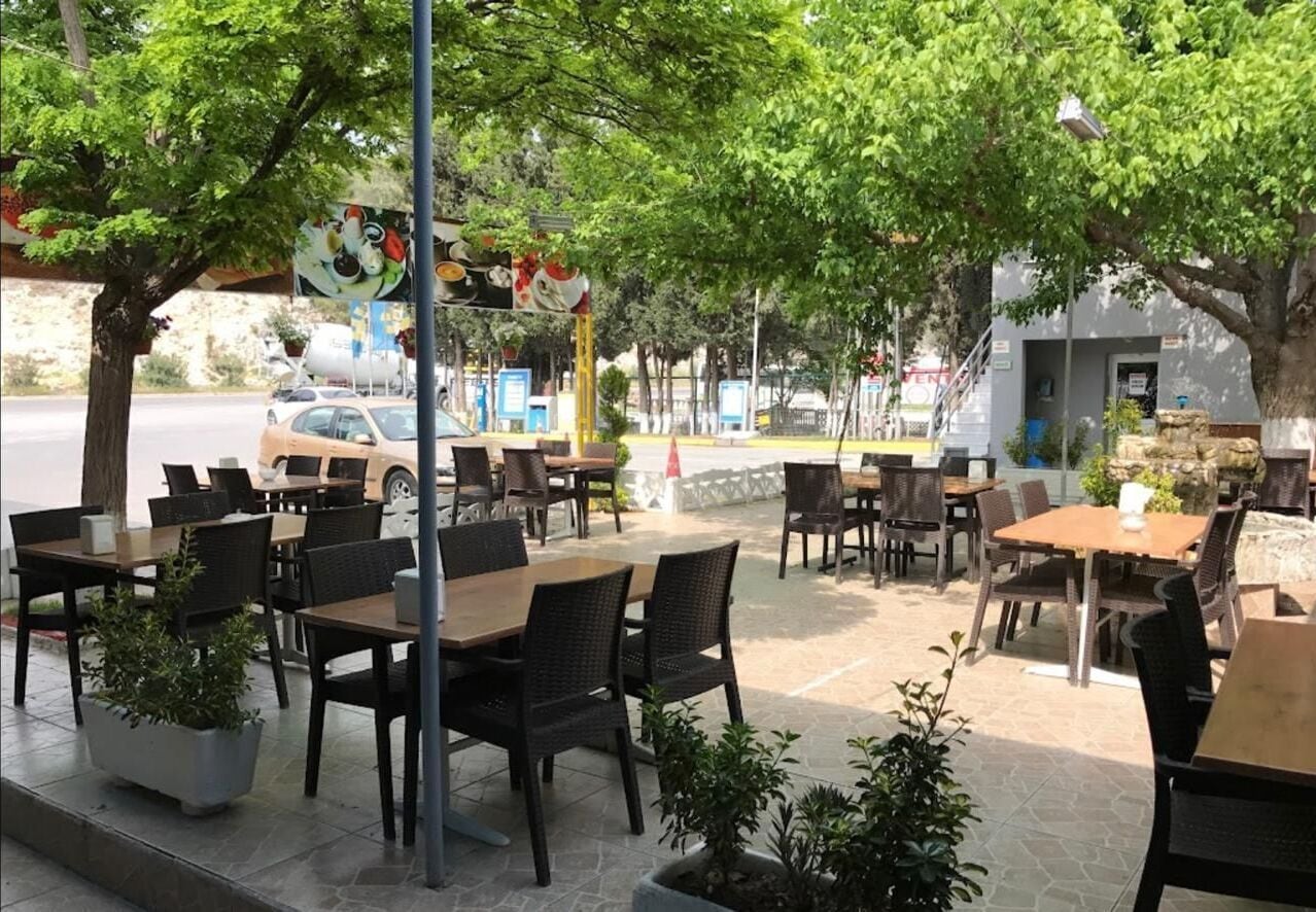 Televisión de plasma de 32 pulgadas con canales por satélite