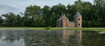  Hogwarts Themed Castle!  10 Acres - An Amazing Experience!