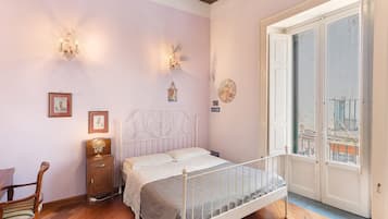 1 bedroom, free WiFi, bed sheets