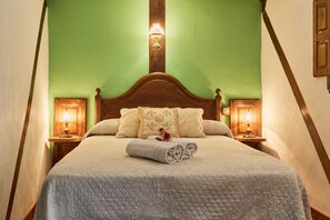 5 Schlafzimmer, Bügeleisen/Bügelbrett, kostenloses WLAN, Bettwäsche