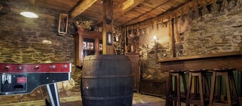 Country House 'El Pajariel I' with Mountain View and Barbecue with Recreation Area