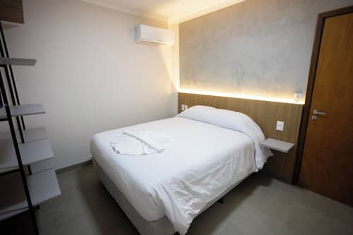 Comfort Double Room | Blackout drapes, iron/ironing board, free WiFi